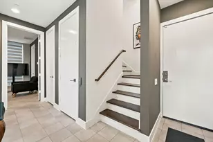 434 W Bell St, Houston, TX 77019 - Photo 3