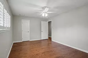 1310 Sycamore Ln, Houston, TX 77339 - Photo 29