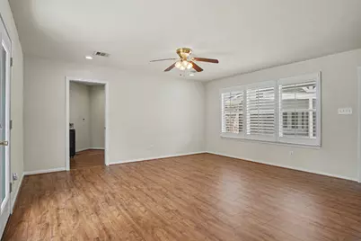 1310 Sycamore Lane, Houston, TX 77339 - Photo 47