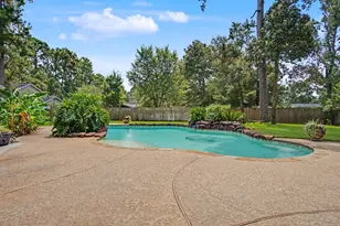 1310 Sycamore Ln, Houston, TX 77339 - Photo 3