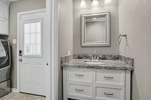 1310 Sycamore Ln, Houston, TX 77339 - Photo 33