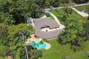 1310 Sycamore Ln, Houston, TX 77339 - Photo 5