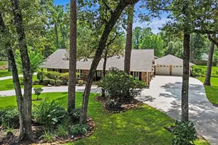 1310 Sycamore Ln, Houston, TX 77339 - Photo 1