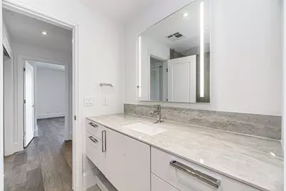 1701 Hermann Drive #24B, Houston, TX 77004 - Photo 27