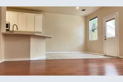 39 S Camellia Grove Circle, The Woodlands, TX 77382 - Photo 11