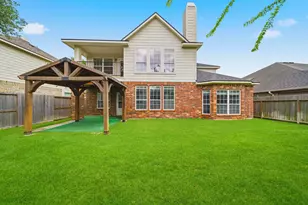18431 W Laura Shore Dr, Cypress, TX 77433 - Photo 33