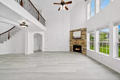 18431 W Laura Shore Drive, Cypress, TX 77433 - Photo 11