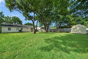 1008 17th Ave N, Texas City, TX 77590 - Photo 11