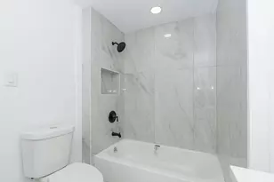 211 W South St, Alvin, TX 77511 - Photo 13