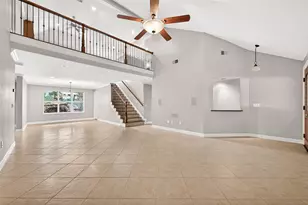 903 Sugarfield Ct, Sugar Land, TX 77498 - Photo 7