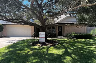 903 Sugarfield Ct, Sugar Land, TX 77498 - Photo 3