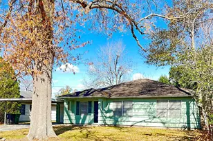 6419 Thrush, Houston, TX 77087 - Photo 1