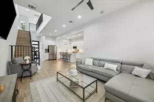 5021 Creekmont Dr, Houston, TX 77091 - Photo 5
