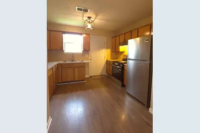 705 11th Street N, Texas City, TX 77590 - Photo 7