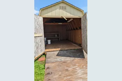 705 11th Street N, Texas City, TX 77590 - Photo 11