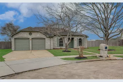 2538 Knights Circle, Stafford, TX 77477 - Photo 3