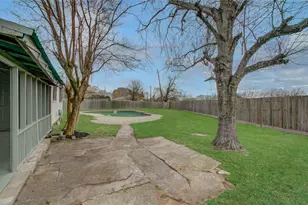 2538 Knights Cir, Stafford, TX 77477 - Photo 39