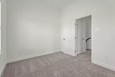 8445 Jutland Road, Houston, TX 77033 - Photo 15