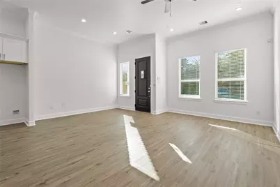 8445 Jutland Road, Houston, TX 77033 - Photo 27