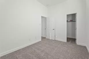 8445 Jutland Rd, Houston, TX 77033 - Photo 37