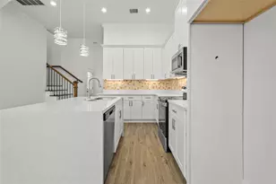 8445 Jutland Rd, Houston, TX 77033 - Photo 31