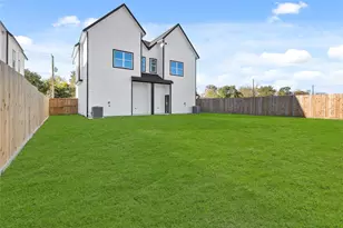 8445 Jutland Rd, Houston, TX 77033 - Photo 47