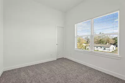 8445 Jutland Road, Houston, TX 77033 - Photo 17