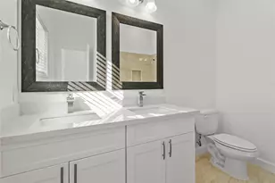 8445 Jutland Rd, Houston, TX 77033 - Photo 45