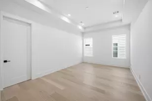 609 E 25th St, Houston, TX 77008 - Photo 19