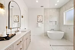609 E 25th St, Houston, TX 77008 - Photo 13