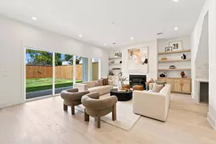 609 E 25th St, Houston, TX 77008 - Photo 1