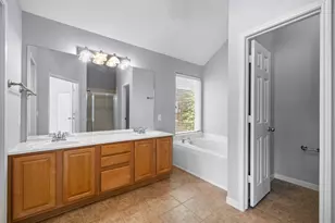 2915 Sandleigh Dr, Spring, TX 77388 - Photo 13