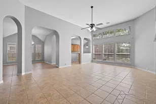 2915 Sandleigh Dr, Spring, TX 77388 - Photo 3