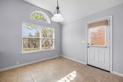 2915 Sandleigh Drive, Spring, TX 77388 - Photo 9