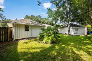 12523 Honeywood Trail, Houston, TX 77077 - Photo 35