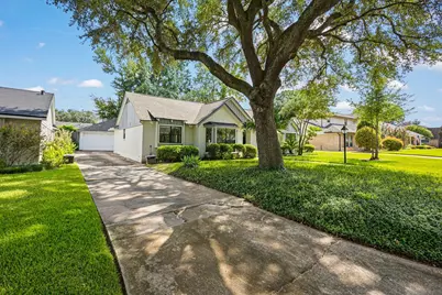 12523 Honeywood Trail, Houston, TX 77077 - Photo 5