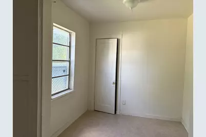 1418 Bringhurst Street, Houston, TX 77020 - Photo 9