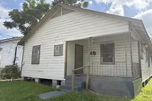 1418 Bringhurst St, Houston, TX 77020 - Photo 1