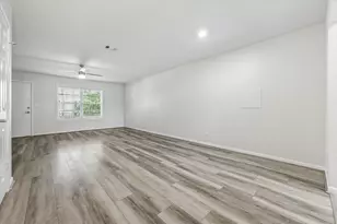 9019 Gaylord St, Houston, TX 77024 - Photo 5