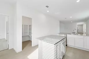 15996 Blass Valley Dr, Conroe, TX 77378 - Photo 11