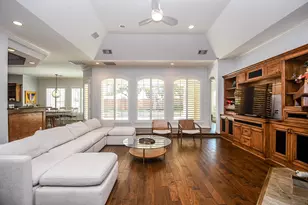 19 Clear Springs Ct, Sugar Land, TX 77479 - Photo 9