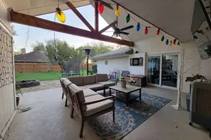 12403 Tottenham Dr, Houston, TX 77031 - Photo 5