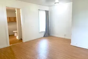 501 Magnolia St, Lake Jackson, TX 77566 - Photo 3