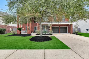 3612 W Pine Orchard Dr, Pearland, TX 77581 - Photo 1