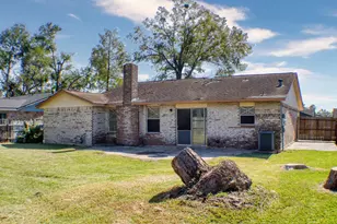 12119 Crystalwood Dr, Houston, TX 77013 - Photo 21