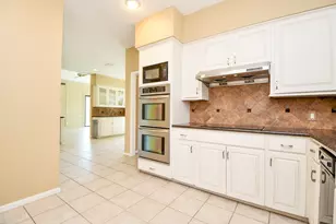 3002 Montford Ct, Sugar Land, TX 77478 - Photo 17
