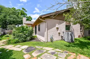 3002 Montford Ct, Sugar Land, TX 77478 - Photo 47