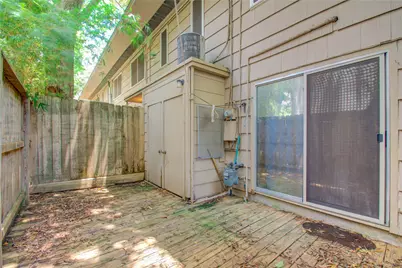 4020 Blue Bonnet Boulevard #E, Houston, TX 77025 - Photo 27