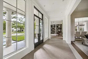 2240 Del Monte Dr, Houston, TX 77019 - Photo 3