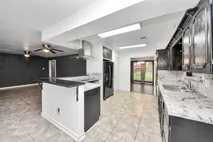 5001 Glenhaven Dr, Baytown, TX 77521 - Photo 15